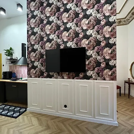 Stacja Piotrkowska 82 No2 Apartament